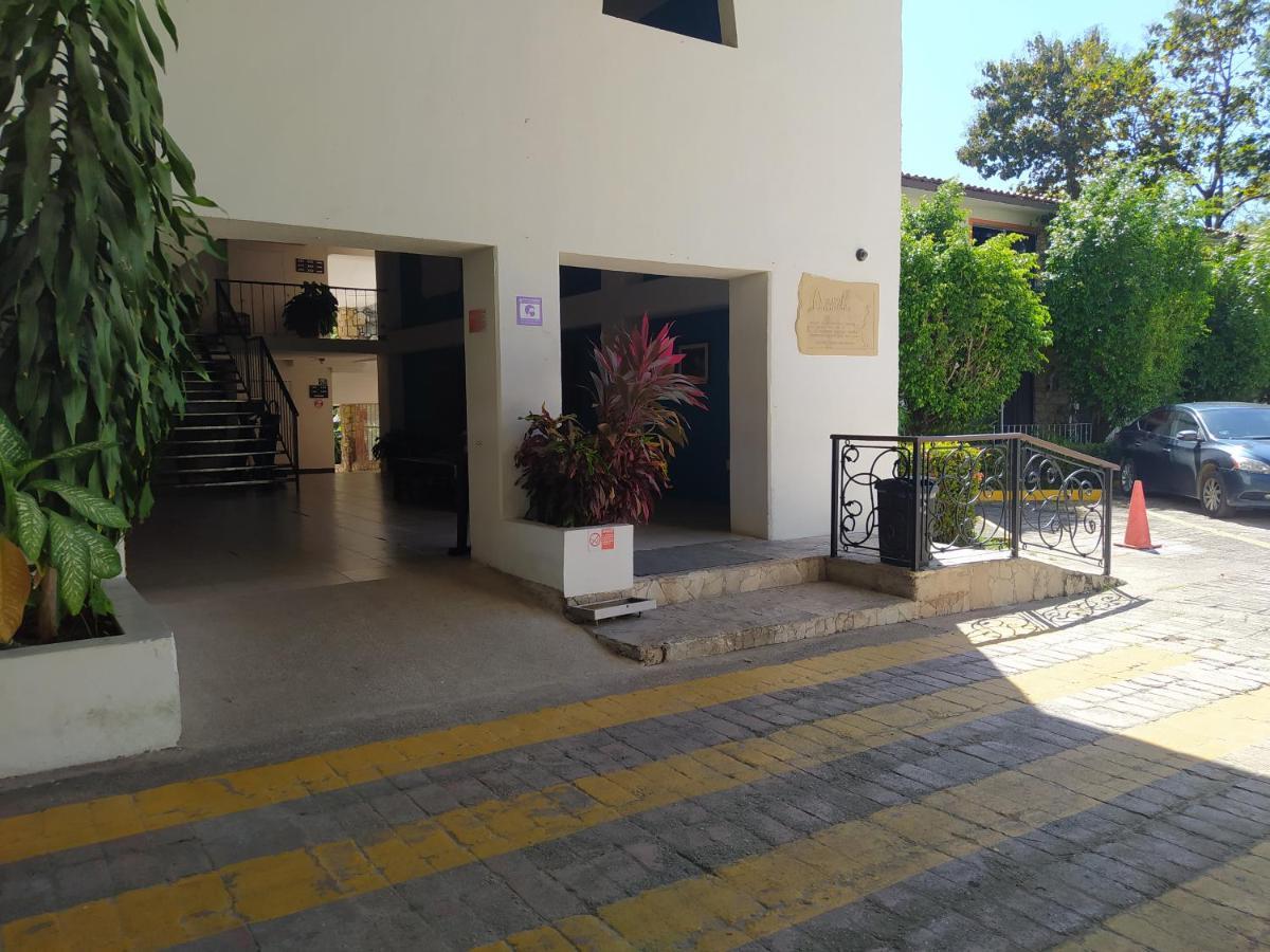 Hotel Plaza Palenque Εξωτερικό φωτογραφία