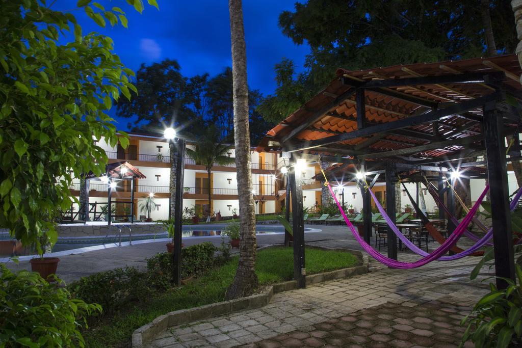 Hotel Plaza Palenque Εξωτερικό φωτογραφία