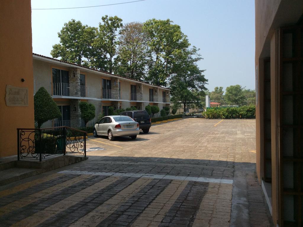 Hotel Plaza Palenque Εξωτερικό φωτογραφία